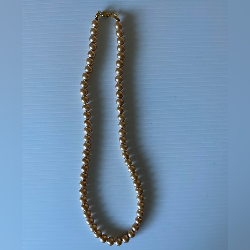 Gold Tone Faux Pearl Necklace With Lobster Clasp
